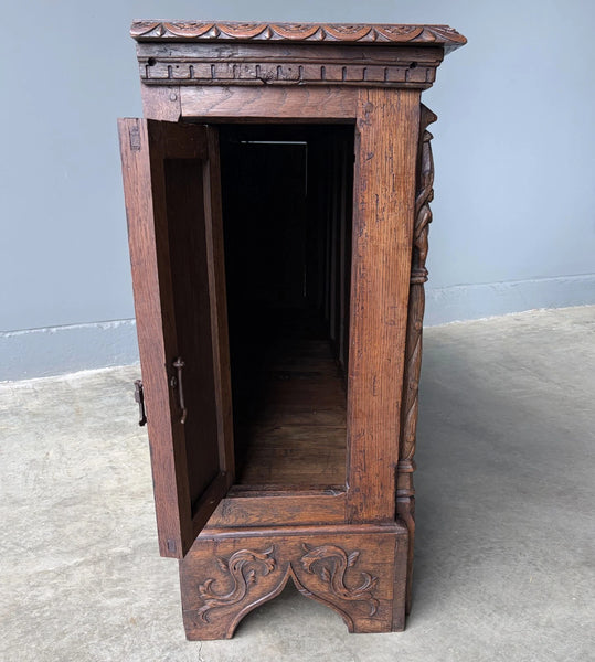 Antique French Renaissance Chest/Trunk/Sideboard Solid Oak w/Detailed Carvings