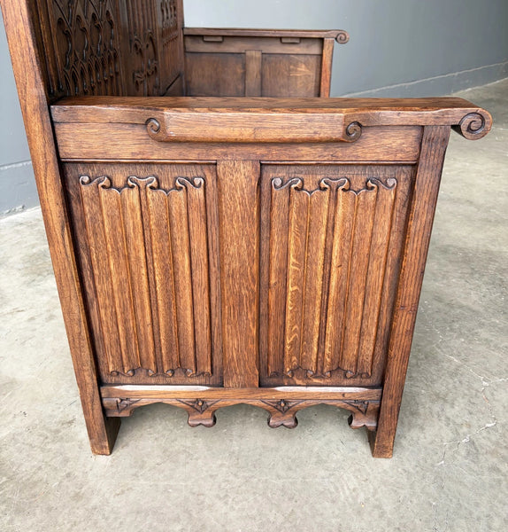 Vintage French Gothic Revival Oak Wood Bench/Settee/Chair Highly Carved