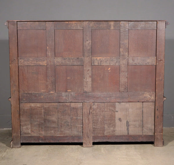 Antique French Renaissance Oak Wood Bench/Settee/Storage Bench with Lions