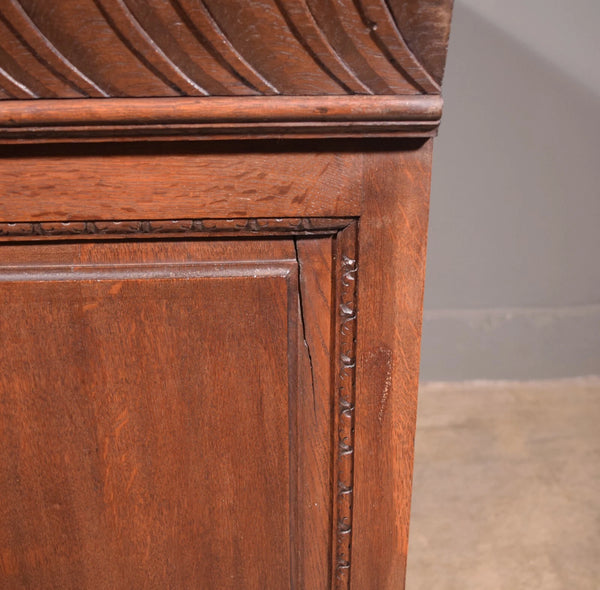 Antique French Renaissance Sideboard/Buffet in Solid Oak Highly Carved w/Lions