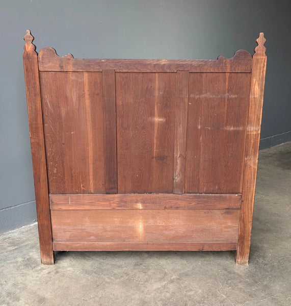 Vintage French Gothic Revival Oak Wood Bench/Settee/Chair Highly Carved