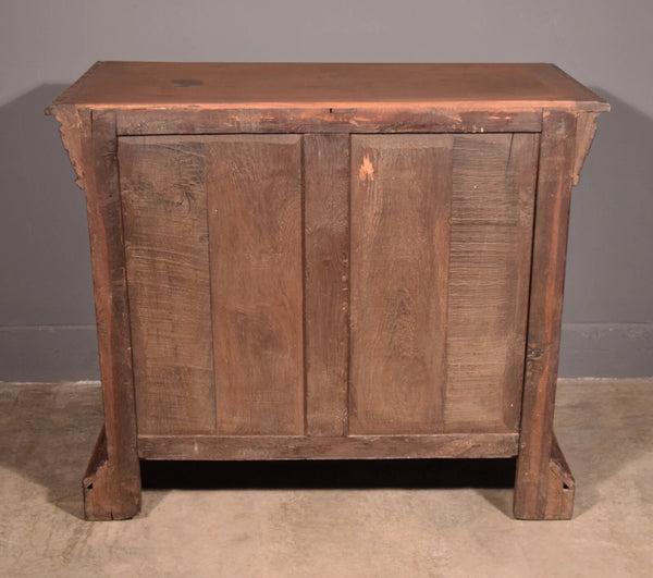 Antique French Renaissance Sideboard/Buffet in Solid Oak Highly Carved w/Lions