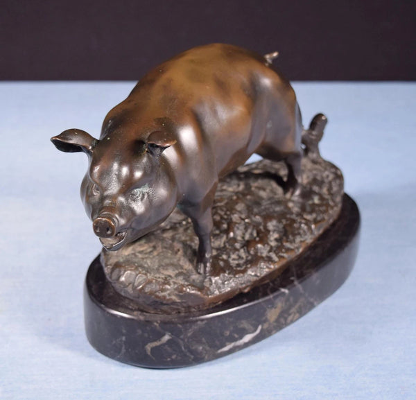 Antique French Bronze Sculpture of a Pig by Léopold Savine 1861-1934