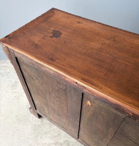 Antique French Renaissance Sideboard/Buffet in Solid Oak Highly Carved w/Lions