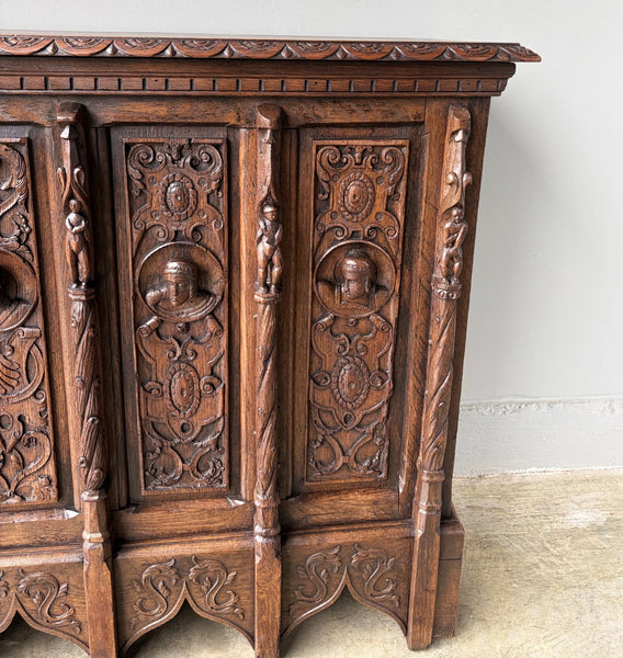 Antique French Renaissance Chest/Trunk/Sideboard Solid Oak w/Detailed Carvings