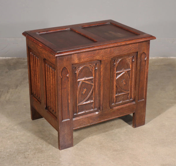 24" Wide Vintage French Gothic Chest/Trunk in Oak Wood With Carvings