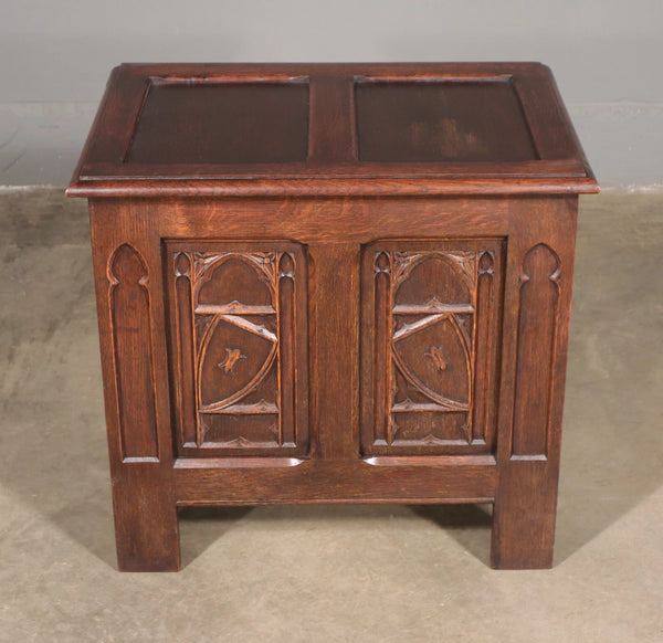 24" Wide Vintage French Gothic Chest/Trunk in Oak Wood With Carvings