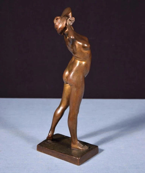 Antique French Nude Bronze Sculpture of a Woman by R.C. Ireland (1882-1921)