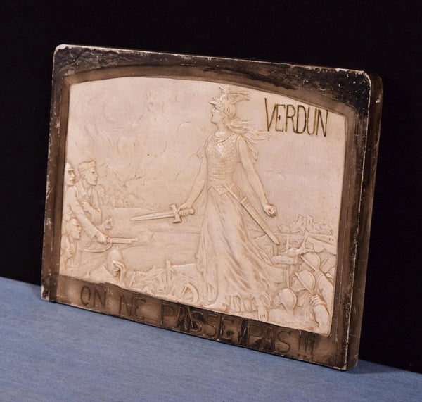 Plaster Commemorative Plaque of the Battle of Verdun WW1 "They Shall Not Pass"