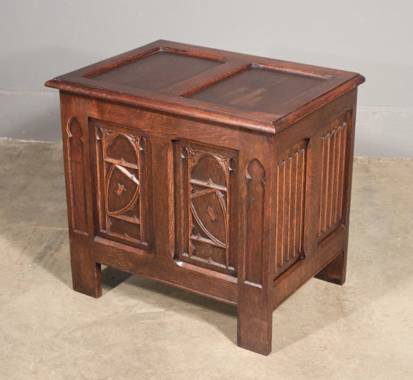 24" Wide Vintage French Gothic Chest/Trunk in Oak Wood With Carvings