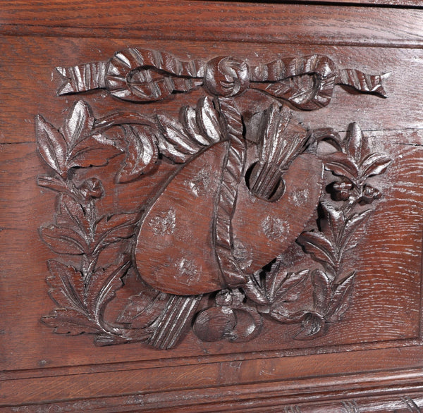 Antique French Oak Louis XVI Panel Highly Carved Arts Theme Painter's Pallet