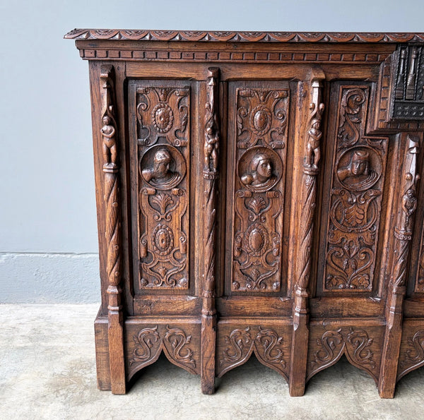 Antique French Renaissance Chest/Trunk/Sideboard Solid Oak w/Detailed Carvings