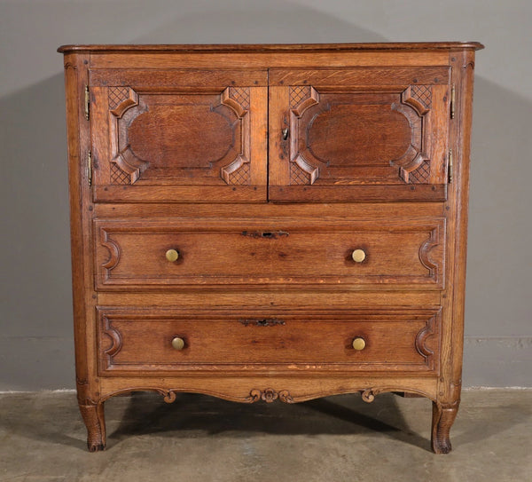 Antique French Louis XV Oak Dresser/Commode/Chest of Drawers Highly Carved