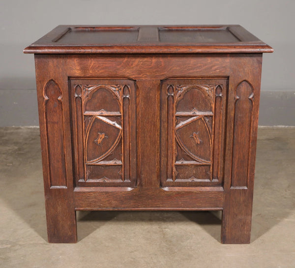 24" Wide Vintage French Gothic Chest/Trunk in Oak Wood With Carvings