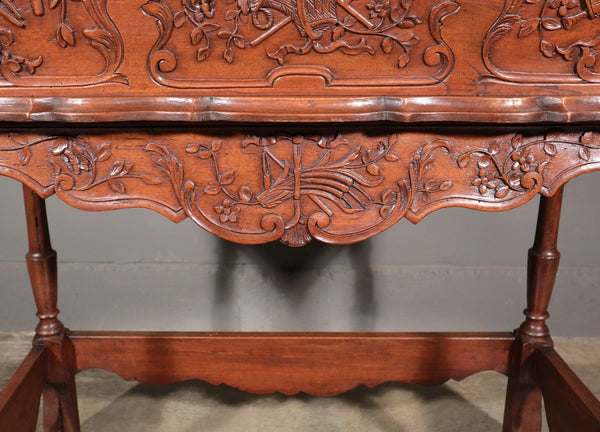 Antique French Petrin (Dough Box) in Highly Carved Solid Walnut and Pine Wood