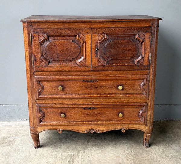 Antique French Louis XV Oak Dresser/Commode/Chest of Drawers Highly Carved
