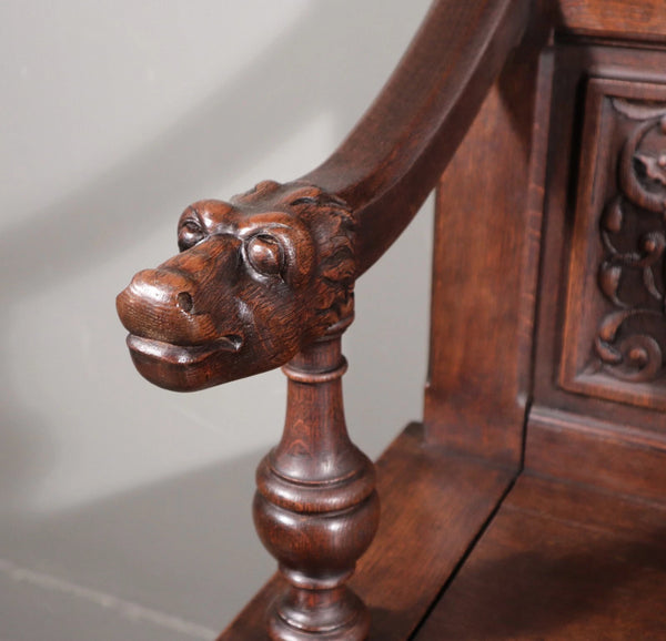 Antique French Renaissance Oak Wood Bench/Settee/Storage Bench with Lions