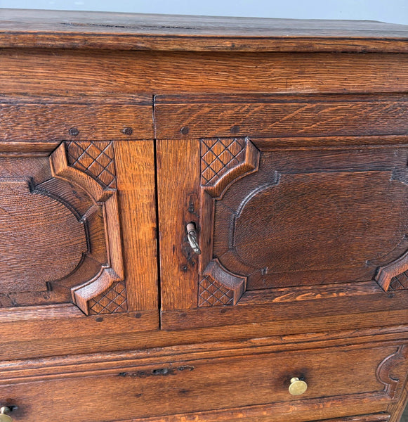Antique French Louis XV Oak Dresser/Commode/Chest of Drawers Highly Carved