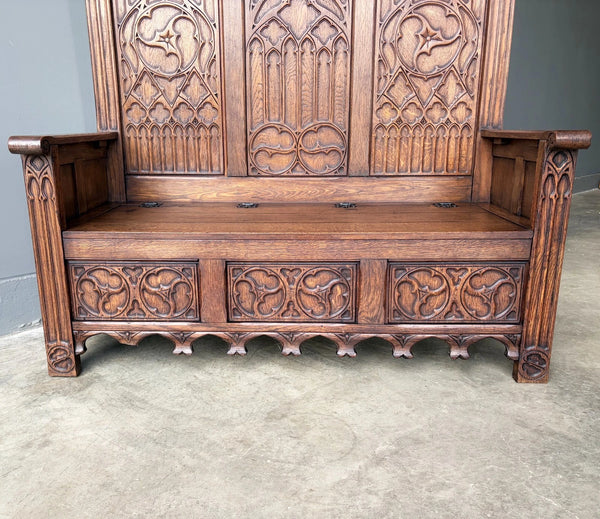 Vintage French Gothic Revival Oak Wood Bench/Settee/Chair Highly Carved